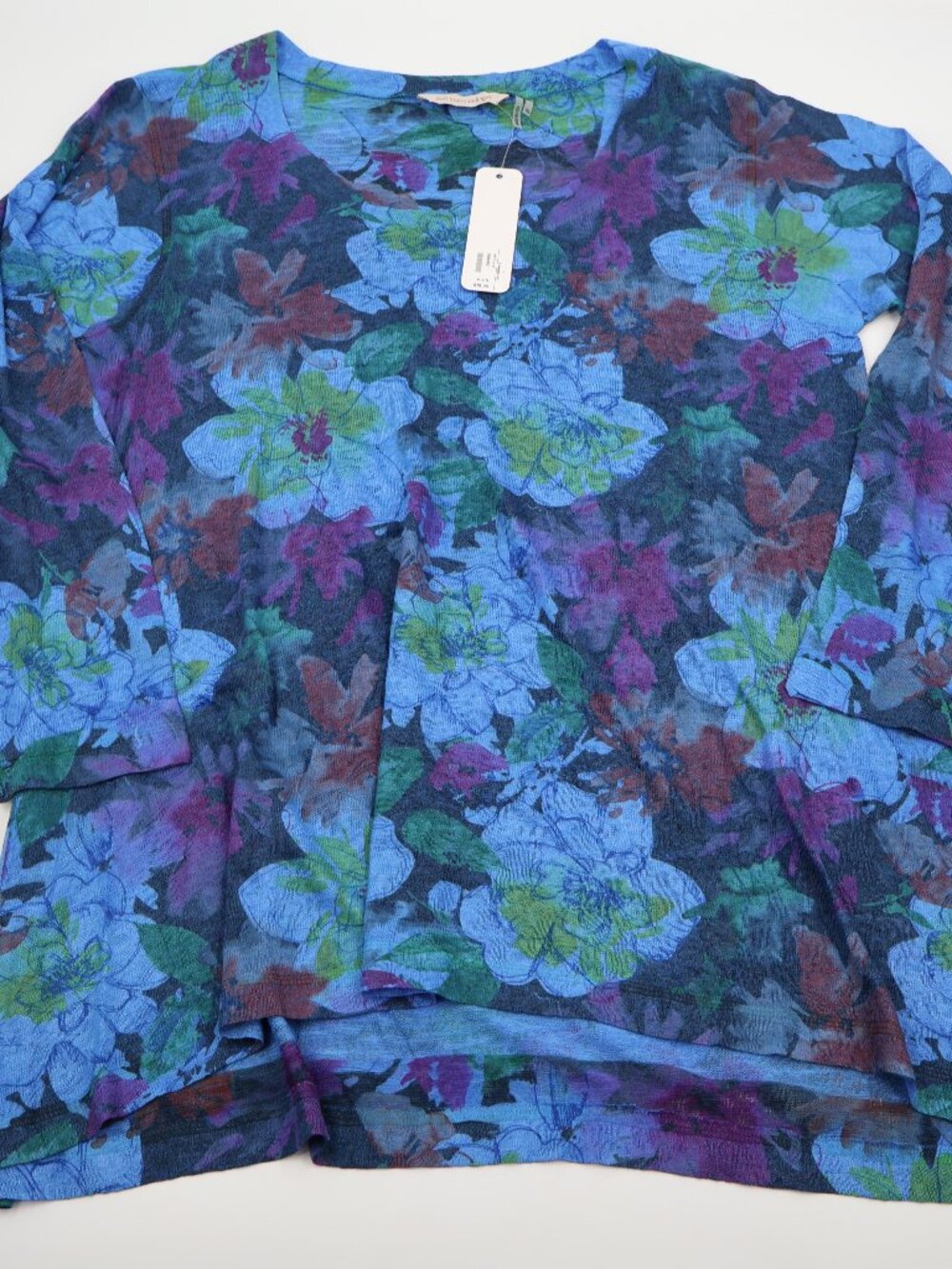 Soft Surroundings Navy Tillie Top Womens XL Blue Floral V-Neck High-Low Knit NWT